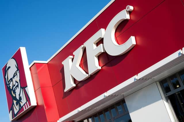 Police were called out to KFC in Falkirk after an “aggressive customer” ruffled a few feathers by ignoring the drive-through queueing system.