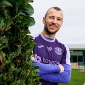Adam Le Fondre has taken to life at Hibs and is relishing playing in his first Edinburgh derby.