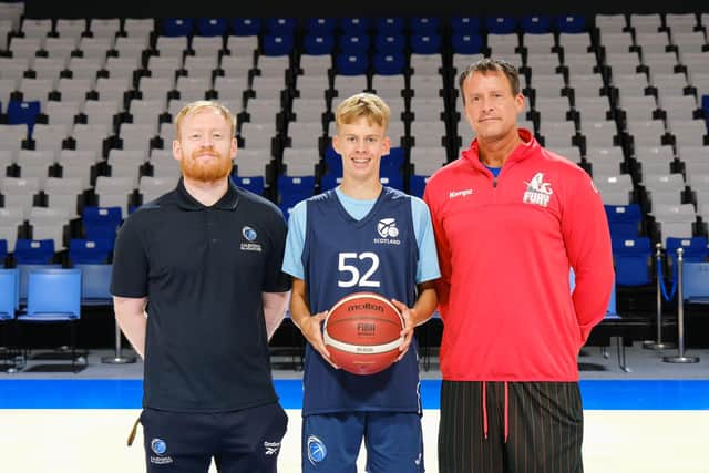 Jay Bunyan (middle) with Jonny Bunyan (left) and Keith Bunyan (right)