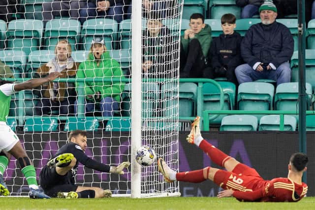 David Marshall repels Bojan Miovski in a stunning display as Hibs prevailed over Aberdeen at Easter Road.