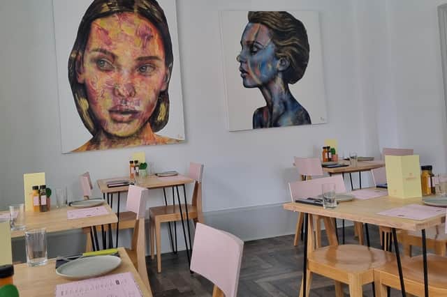 Paloma, Leith