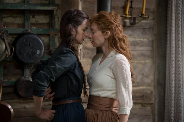 Katherine Waterston as Abigail and Vanessa Kirby as Tallie in The World to Come