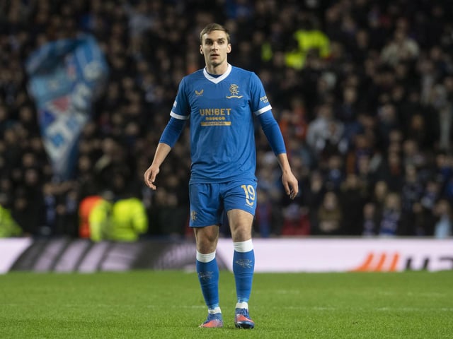 Moved into a defensive position and was steady.