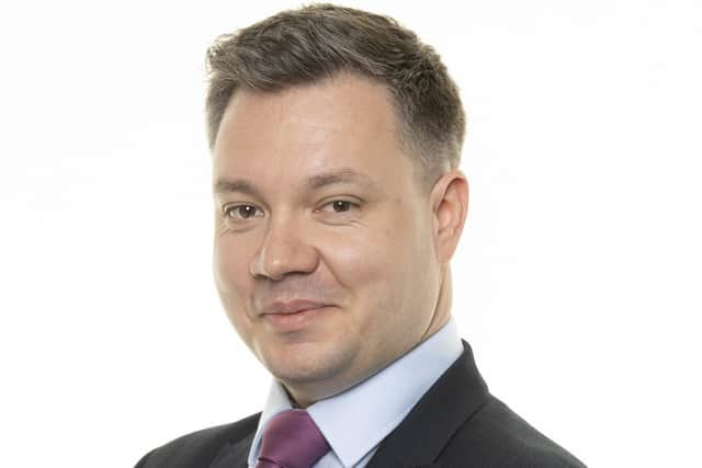 Stephen Grant is an expert in corporate and commercial law