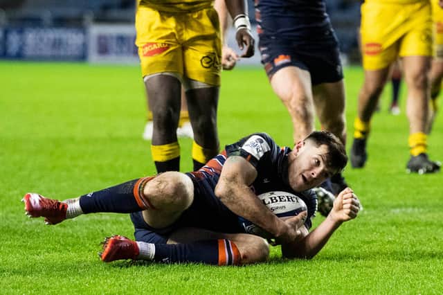 Blair Kinghorn's try gave Edinburgh hope but they were unable to close the deficit on La Rochelle. Picture: Paul Devlin / SNS