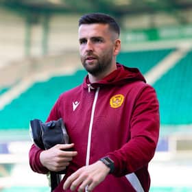 Motherwell's Liam Kelly is leaving Fir Park, the club has confirmed.
