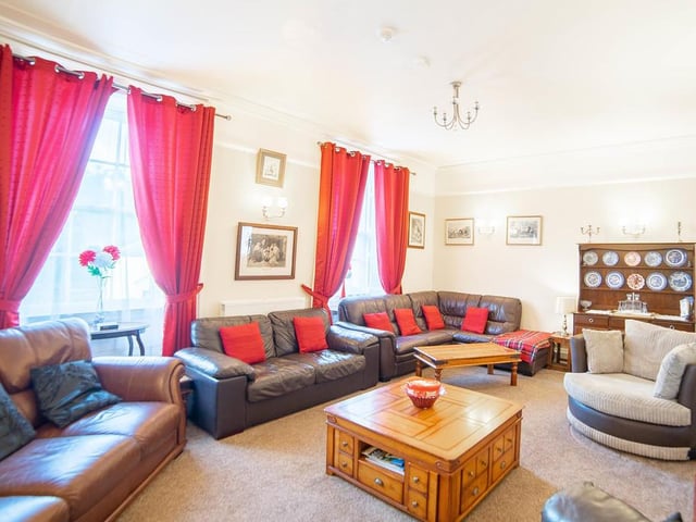 Drawing room.