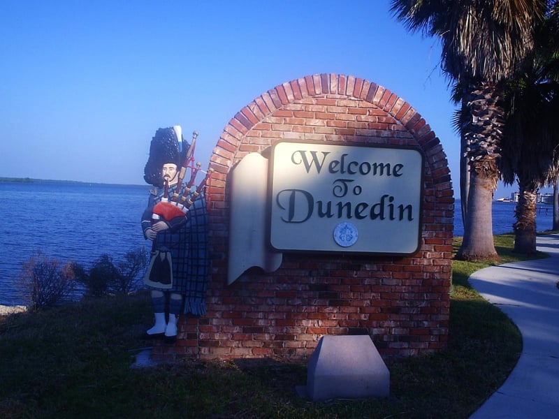Dunedin is a city known for its attractive beaches and pine forests, it can be found on Florida’s Gulf Coast. It may better be known as Edinburgh, however, as the Scottish Gaelic root of its name ‘Dunedin’ comes from ‘Dùn Èideann’ which is the Gaelic translation of Scotland’s capital city. Despite varying theories, it is widely accepted that this means Fort Eidyn.