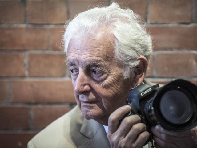 Since graduating from Glasgow School of Art, Harry Benson has enjoyed over five decades of success in the world of photography. He covered The Beatles on their first tour of the UK and has photographed every US President Dwight D. Eisenhower. His photographs, ranging from war zones to celebrity shots of the likes of Michael Jackson and Elizabeth Taylor, have appeared in art galleries, newspaper and magazines including Life, Vanity Fair, People, and The New Yorker.