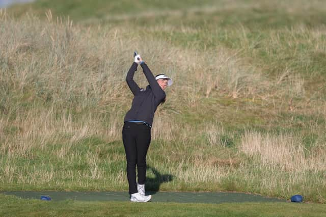 Summer Elliott em ação durante The Race to The Machrie em Islay.  Imagem: Golfpix / Martin Kearns