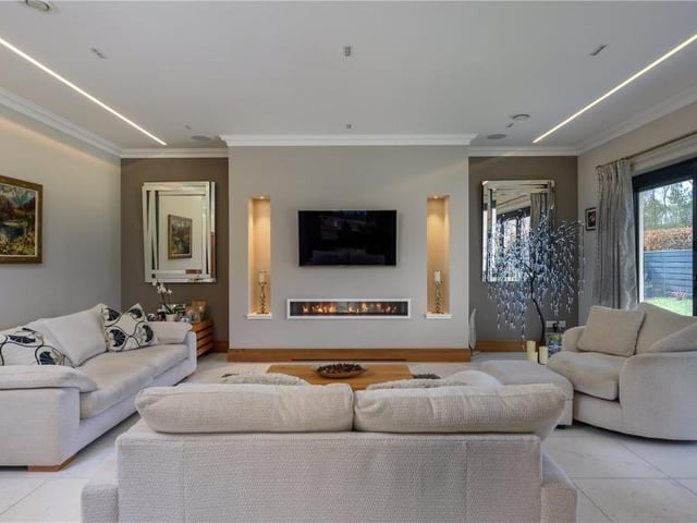 Lounge.
