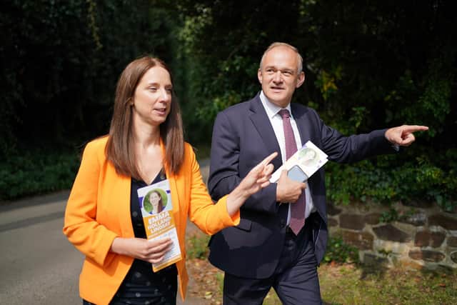 Liberal Democrat leader Sir Ed Davey with Cllr Emma Holland-Lindsay, the candidate for the Mid Bedfordshire constituency.