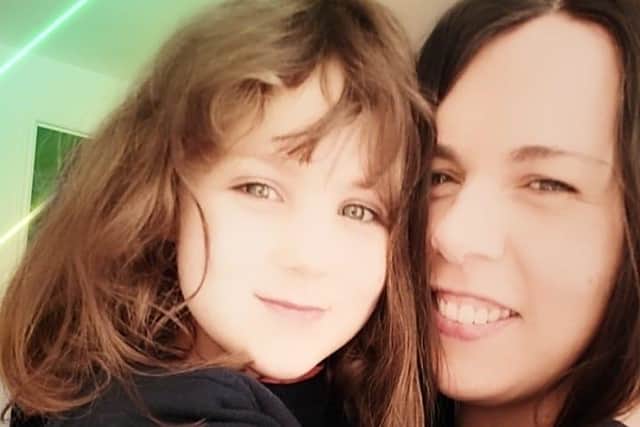 Seonaid Mason and daughter Flora.