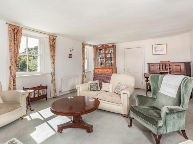 Oldany Lodge - drawing room.