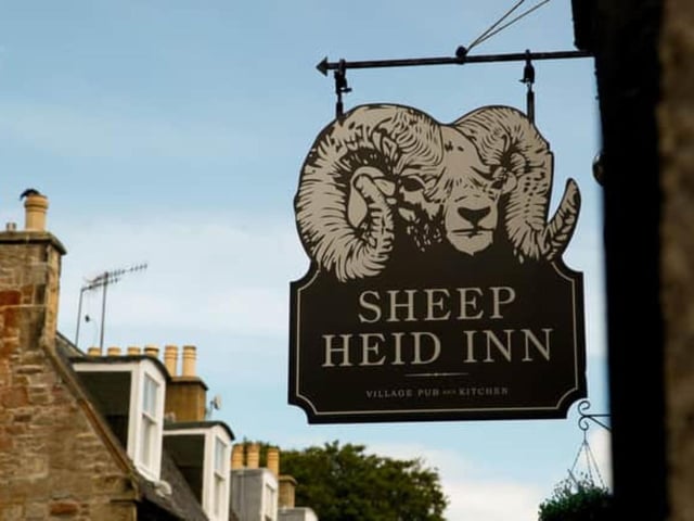 The Sheep's Heid had medium visit who felt the ghost of a young girl close to the skittle alley. A former landlord known as 'The Major' is also said to haunt the bar area.