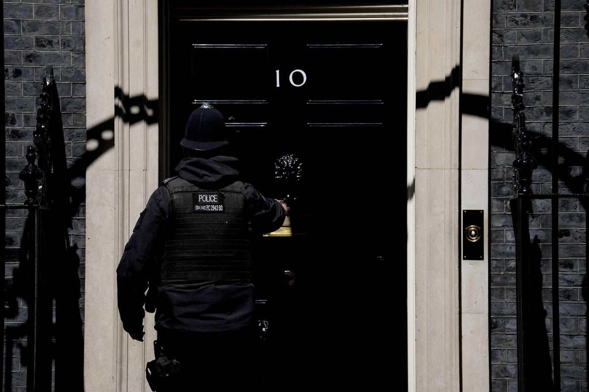 Downing Street insiders claim Boris Johnson would turn up and drink at parties as Sadiq Khan demands answers from Met