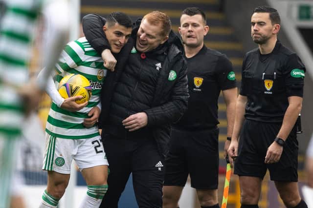 Celtic manager Neil Lennon with Mohamed Elyounoussi.