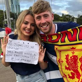 The Scottish couple Steven Glennie and Jodie Maggs as they support Andy Murray at his Sydney International quarter-final match (Photo: Judy Murray).