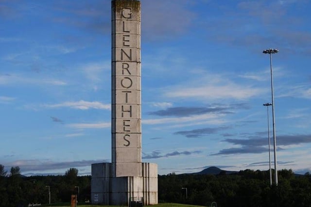 The name Glenrothes comes from the Earl of Rothes, who owned the land on which the town was built in the 1940s. The 'Glen' was added to differentiate it from Rothes in Moray and refers to the fact that the town lies in a valley.