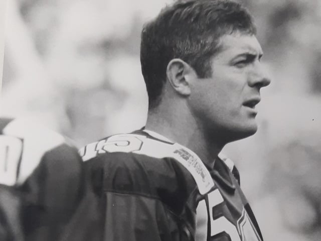 Scottish rugby legend Gavin Hastings joined the Scottish Claymores in 1996,
He was placekicker, scoring 24 of 27 conversions.