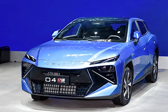 The striking Omoda 4 crossover