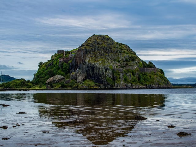 Set high upon in ancient volcanic plug in the River Clyde, Dumbarton Castle has the longest recorded history of any stronghold in Scotland, dating back 1,500 years. Throughout its history it was a mighty stronghold, laid siege by Vikings and a place of shelter for Mary Queen of Scots. Today there are stunning views from the White Tower Crag, sometimes as far as Ben Lomond.