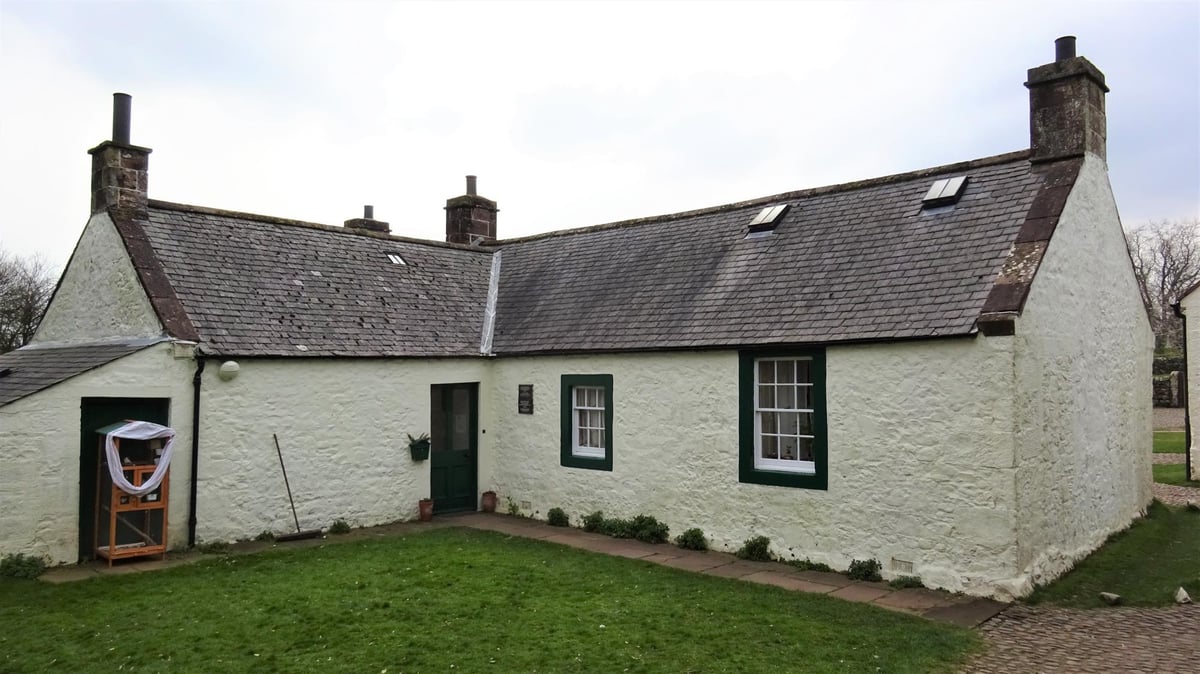 Plans to develop home of Robert Burns being drawn up by architects and heritage experts