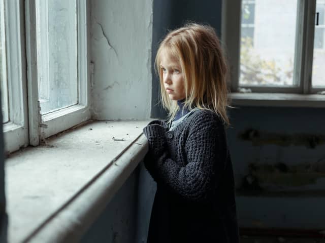 Tens of thousands of children will be hit by poverty due to missed government targets, a new report has warned