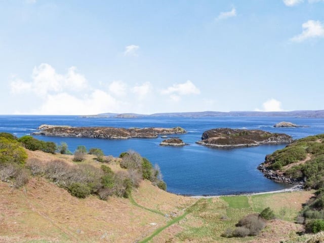 The estate includes around 0.7 miles of sea frontage.