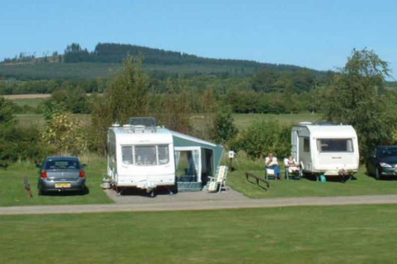Huntly Castle Caravan Park is a beautifully-landscaped site in the heart of the Grampian countryside. Close to the River Deveron and a five minute walk from the town of Huntly town, it's a great location for fishing, golfing, walking and wildlife.