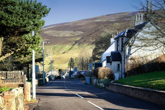 South Lanarkshire ranks as the third most financially viable location in Scotland. It scored well on house and rent prices, but was let down by its GDHI score, with residents taking home up to £2,300 less than the national average.