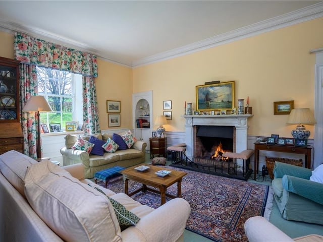Drawing room.