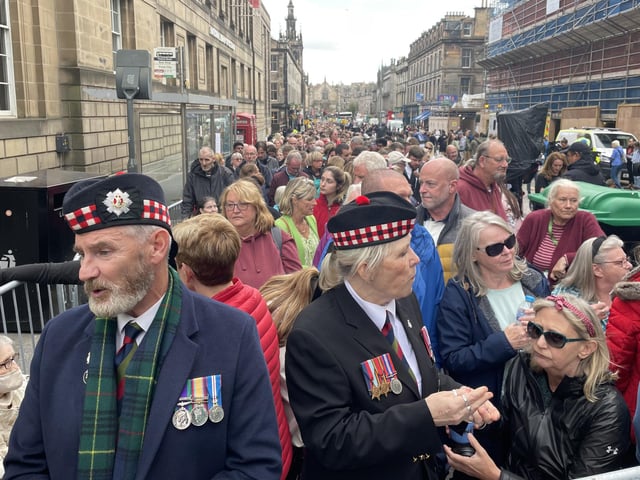 Members of the public queuing to enter St Giles' Cathedral, Edinburgh, to view and pay their respects to Queen Elizabeth II's coffin. Picture date: Monday September 12, 2022.