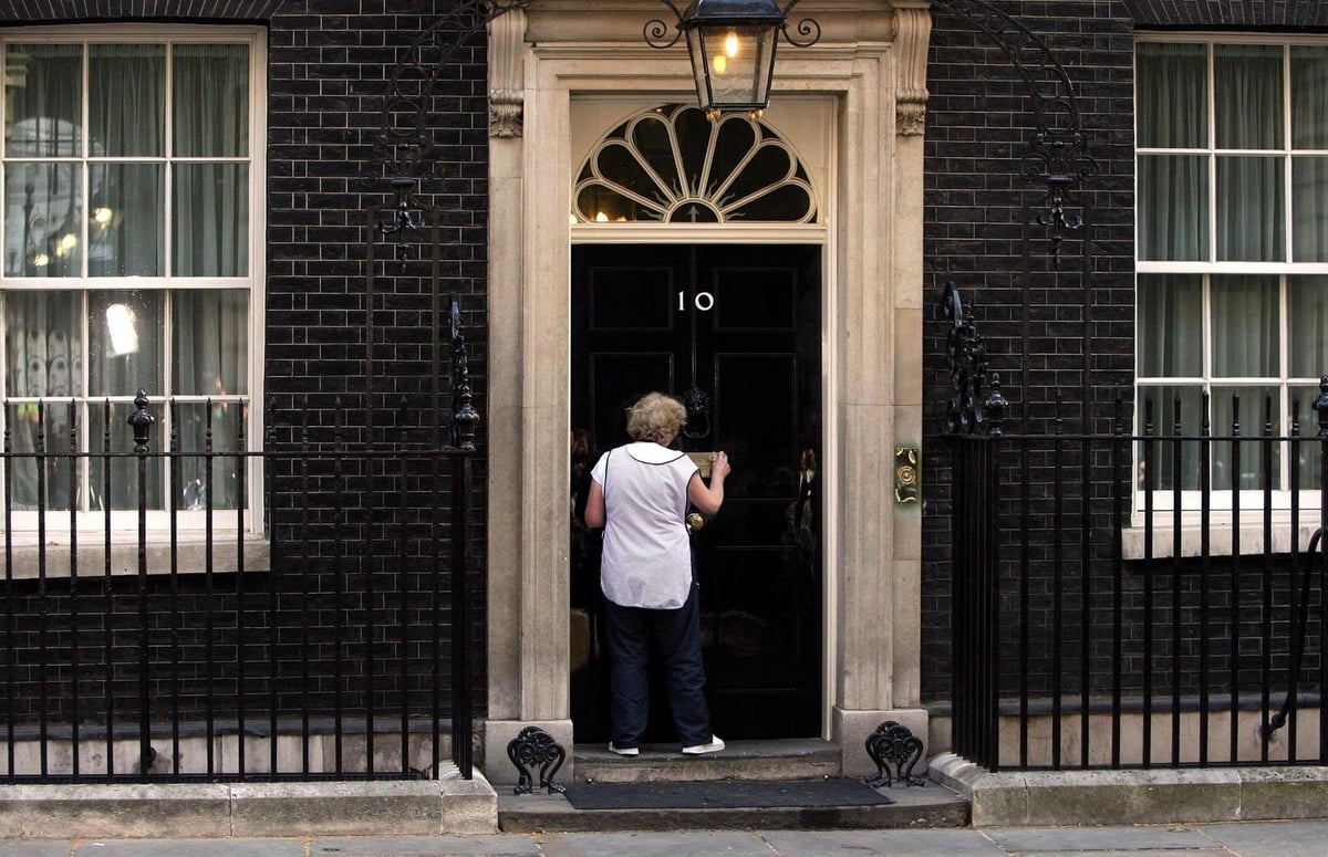 Partygate: Protest at Downing Street over treatment of cleaners and security staff
