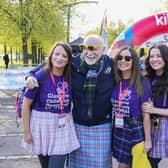 Sir Tom Hunter shares a laugh with Kiltwalkers ahead of the biggest ever Kiltwalk at the Glasgow Green start line