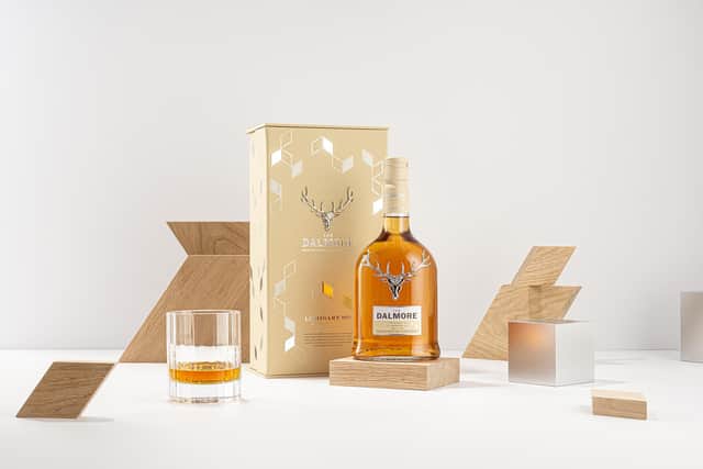 Around 15,000 bottles of a new collectible edition of The Dalmore whisky will be going on sale around the world under its partnership with V&A Dundee.
