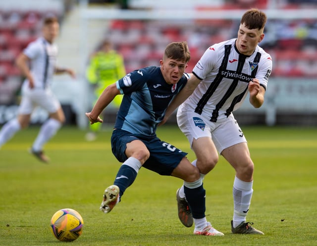 Raith's Kai Kennedy (left) is challenged by Josh Edwards of Dunfermline during the Premiership play-off quarter-final first leg at East End Park. (Photo by Ross Parker / SNS Group)