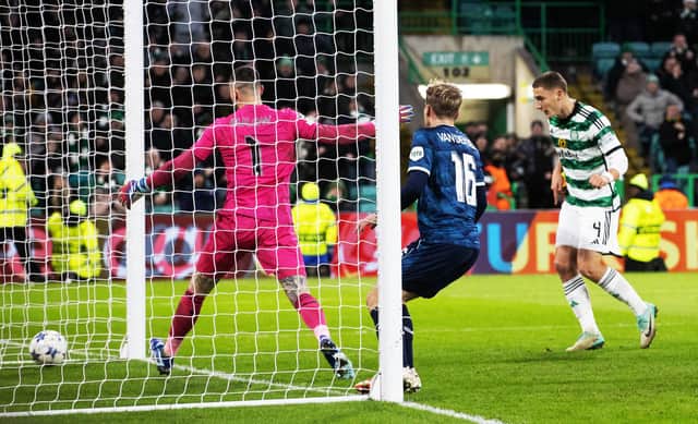 Celtic’s Gustaf Lagerbielke heads home the late winner against Feyenoord. (Photo by Craig Williamson / SNS Group)