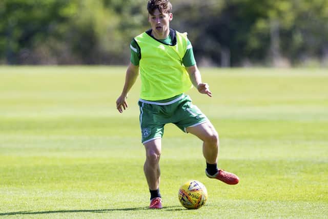 Former Dundee United midfielder Ryan Gauld had a brief spell on loan at Hibs in 2019.