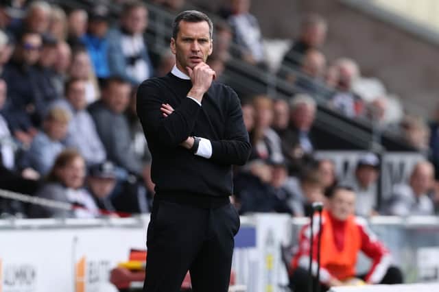 Aberdeen manager Stephen Glass looks on during the 3-2 defeat to St Mirren in Paisley. (Photo by Alan Harvey / SNS Group)