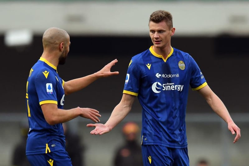 Celtic are preparing to re-visit their interest in Polish international defender Pawel Dawidowicz accoridng to reports in Italy. Neil Lennon's side were linked to the  Verona stopper last year but the centre-back has been keen to remain in Serie A  (Tutto Hellas Verona)