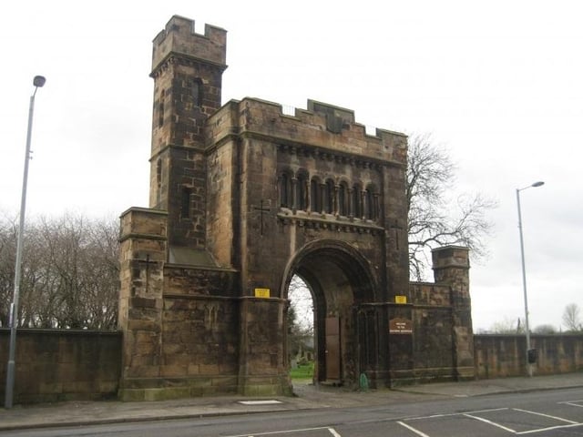The striking castellated entrance to the Southern Necropolis in the Gorbals is sadly in dire need of a bit of TLC.