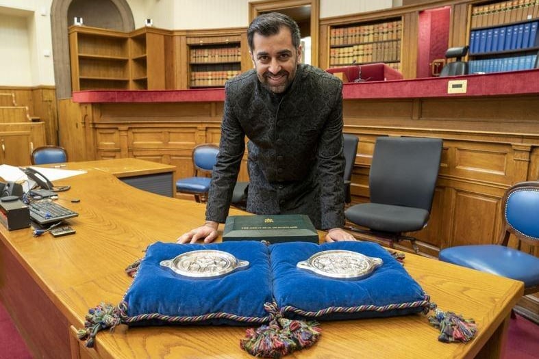 Humza Yousaf with the Great Seal of Scotland after being sworn in as First Minister of Scotland