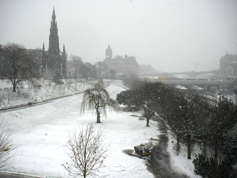 Edinburgh’s iconic landscapes such as Castle Rock, Arthur’s Seat and the Salisbury Crags were all shaped by moving glaciers. The last one in Scotland melted about 11,500 years ago.
