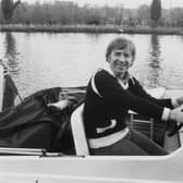 English pop singer Vince Hill near his home in Henley-on-Thames in 1980  (Picture: Chris Ware/Keystone Features/Hulton Archive/Getty Images)