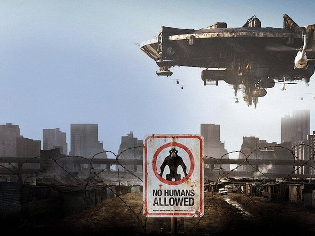 When aliens land in South Africa, years of segregation and labour are forced upon them. However, when the race of stranded aliens begin to resist, a violence begins as they continue to be forced to live in slum-like conditions.