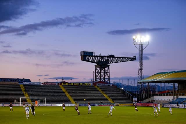 Morton take on Queen of the South at Cappielow. Picture: Craig Williamson/SNS