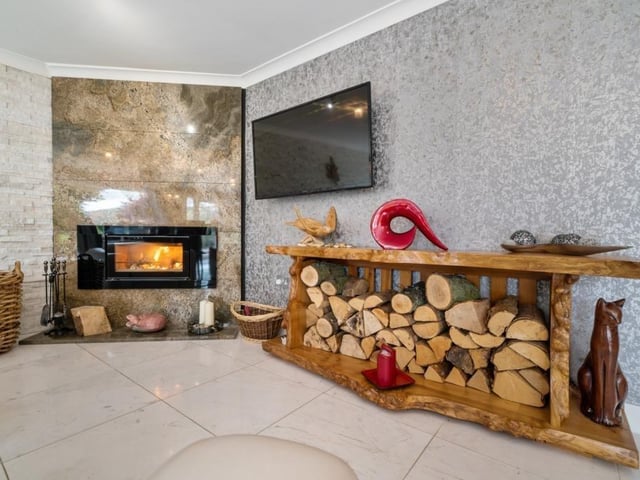 Living area.