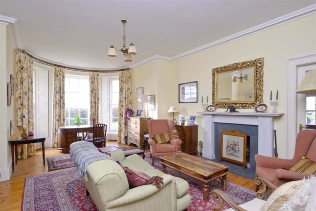 Drawing room.