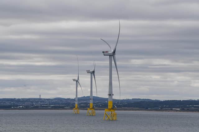 Wind energy helped the UK's National Grid hit a new record low for carbon emissions on Easter Monday (Picture: Jeff J Mitchell/Getty Images)